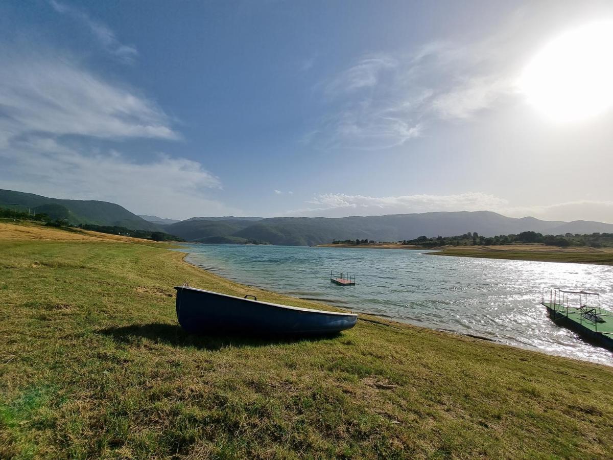 Apartmani Markesic Ramsko Jezero Prozor Exterior foto